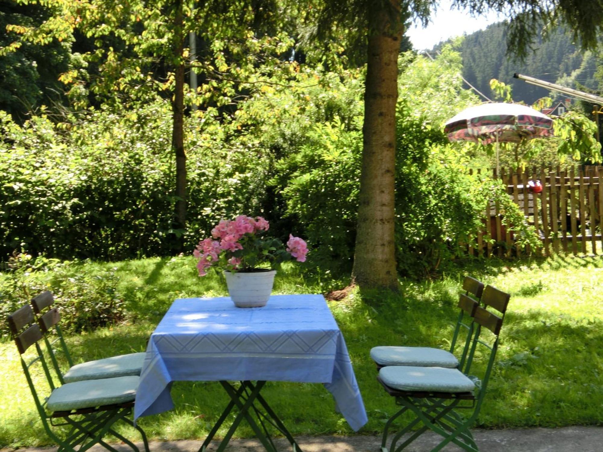 Apartment Thuringian Forest With Balcony Gießübel Eksteriør bilde